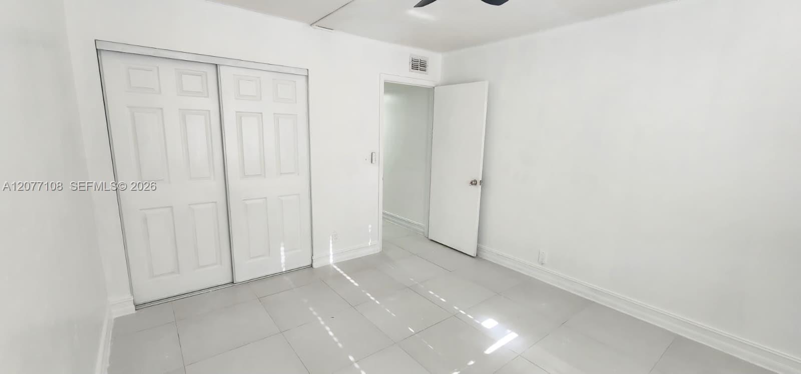 Listing photo 4 for 1020 NW 80th Ave Unit#203, Margate, FL, 33063