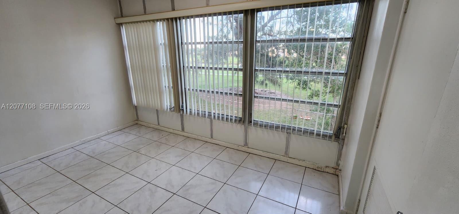 Listing photo 7 for 1020 NW 80th Ave Unit#203, Margate, FL, 33063