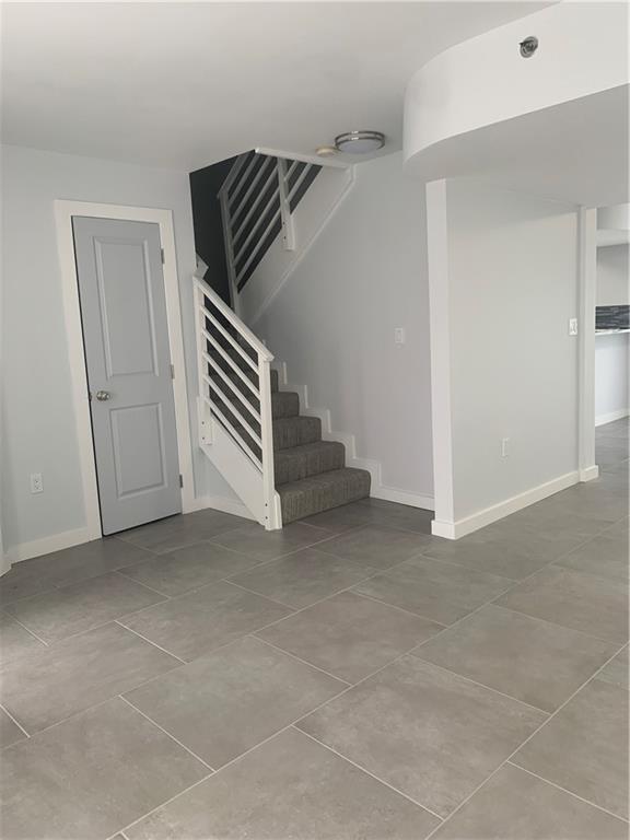 Listing photo 5 for 103 Riviera Circle, Weston, FL, 33326