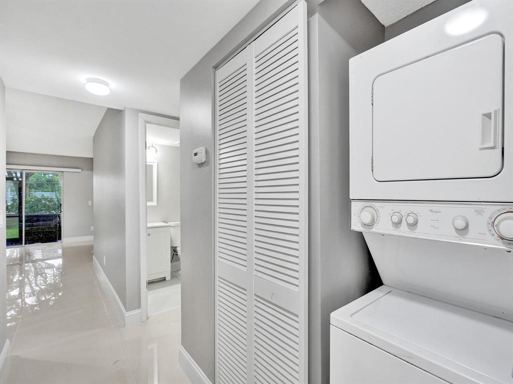 Listing photo 1 for 821 NW 103RD Avenue Unit#104, Pembroke Pines, FL, 33026
