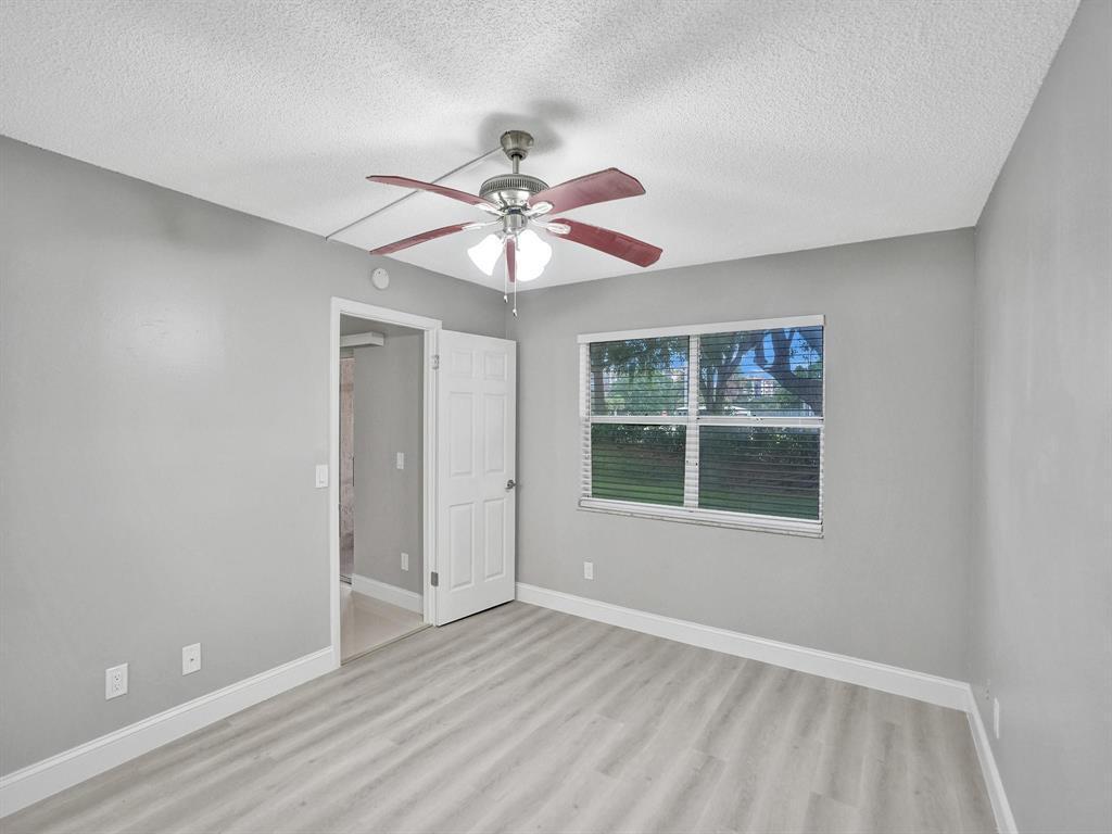 Listing photo 13 for 821 NW 103RD Avenue Unit#104, Pembroke Pines, FL, 33026