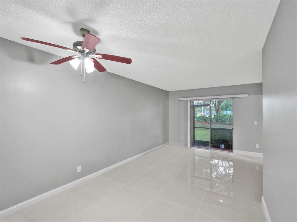Listing photo 9 for 821 NW 103RD Avenue Unit#104, Pembroke Pines, FL, 33026