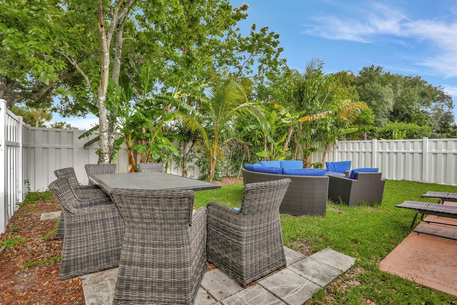 Listing photo 11 for 6242 NW 38TH Drive Unit#6242, Coral Springs, FL, 33067