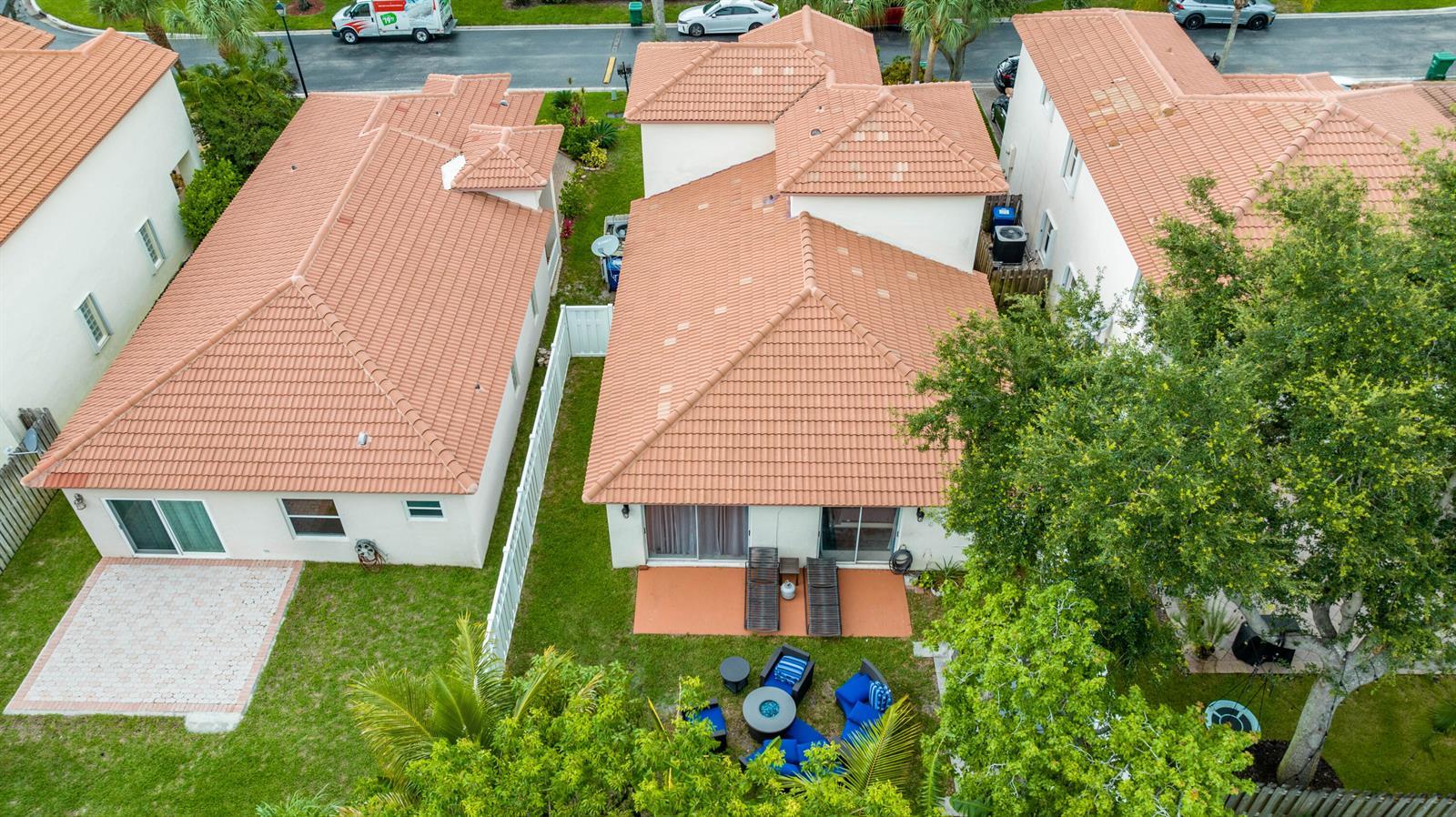 Listing photo 4 for 6242 NW 38TH Drive Unit#6242, Coral Springs, FL, 33067