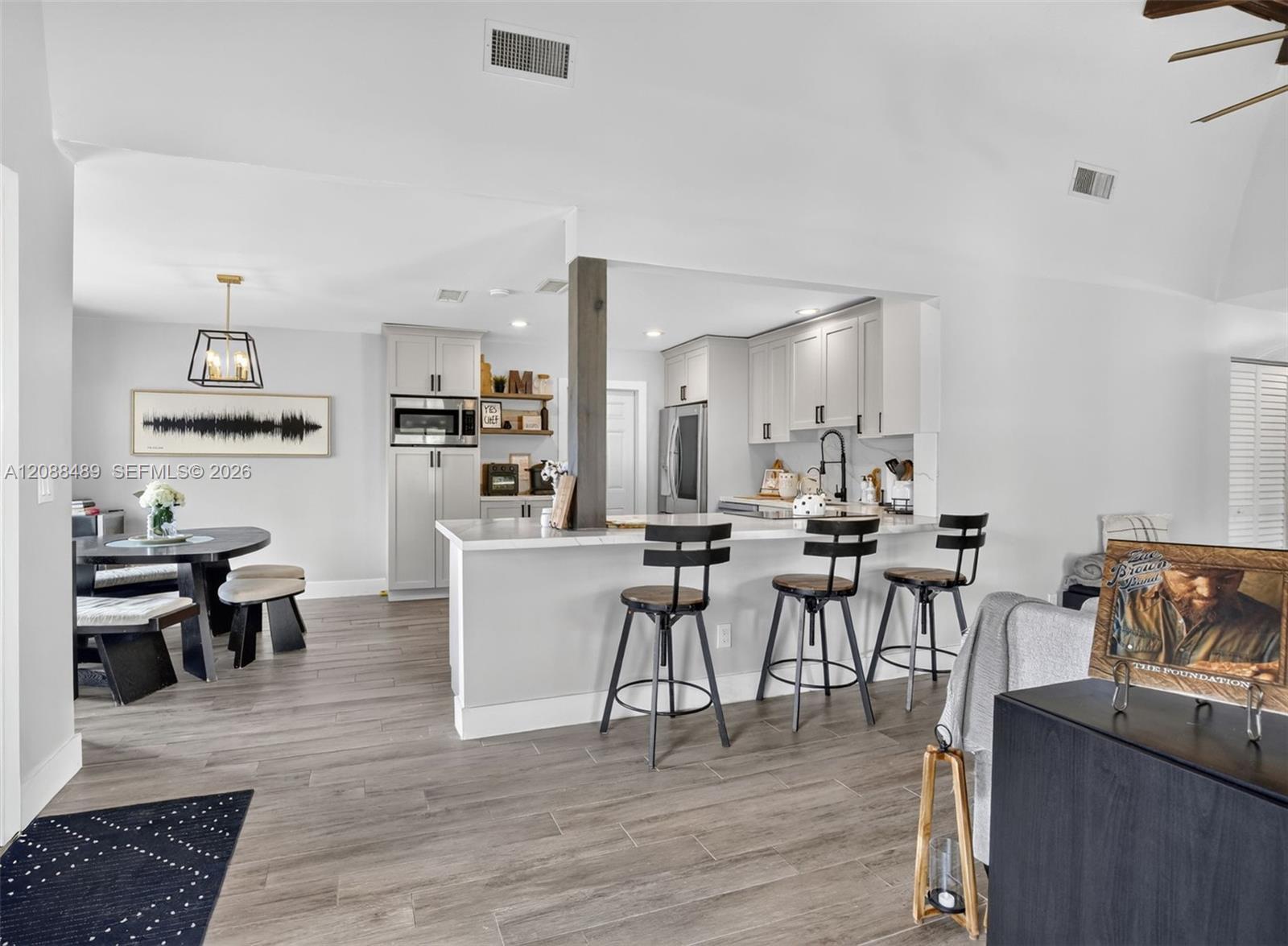 Listing photo 12 for 3665 W Forge Rd Unit#39, Davie, FL, 33328