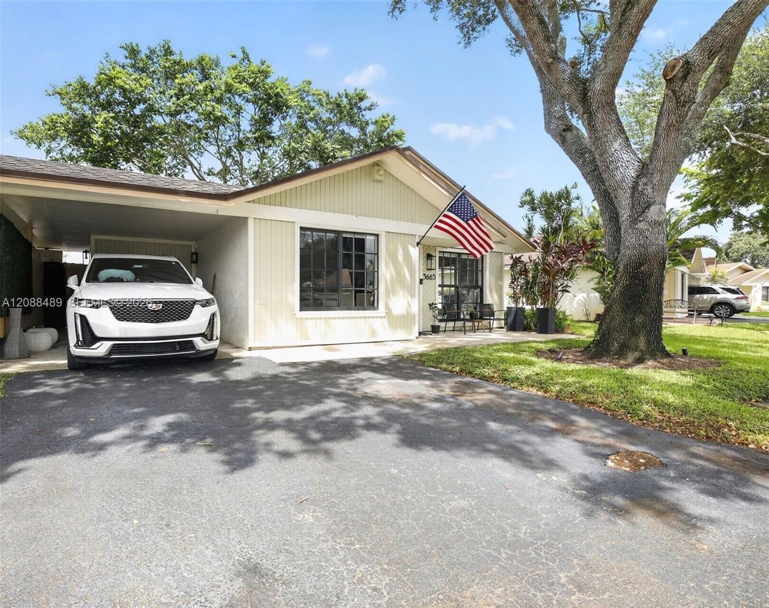Listing photo 4 for 3665 W Forge Rd Unit#39, Davie, FL, 33328