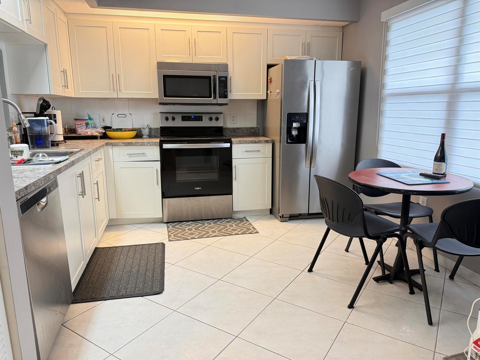 Listing photo 12 for 13800 SW 5TH Court Unit#306M, Pembroke Pines, FL, 33027