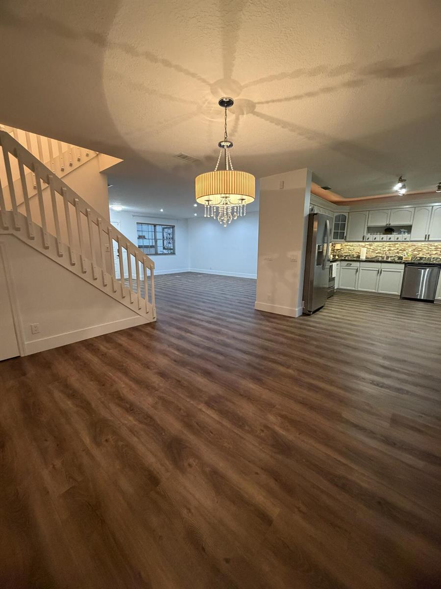 Listing photo 11 for 8953 NW 23RD Street Unit#8953, Coral Springs, FL, 33065
