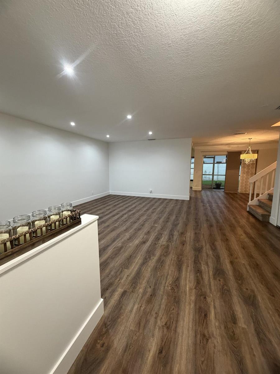 Listing photo 5 for 8953 NW 23RD Street Unit#8953, Coral Springs, FL, 33065