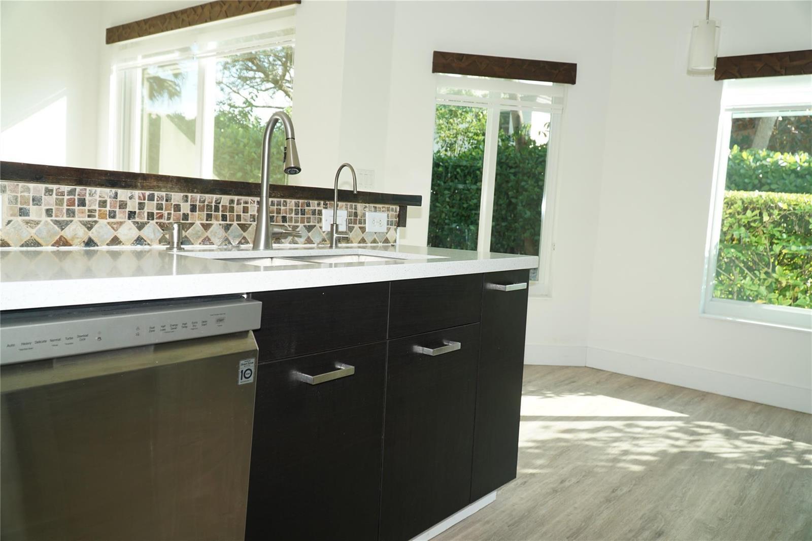 Listing photo 12 for 17030 NW 19TH Court, Pembroke Pines, FL, 33028