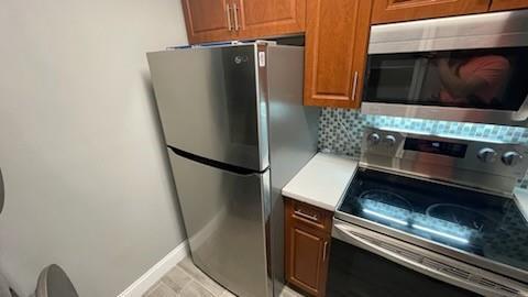 Listing photo 8 for 10053 Winding Lake Road Unit#104, Sunrise, FL, 33351