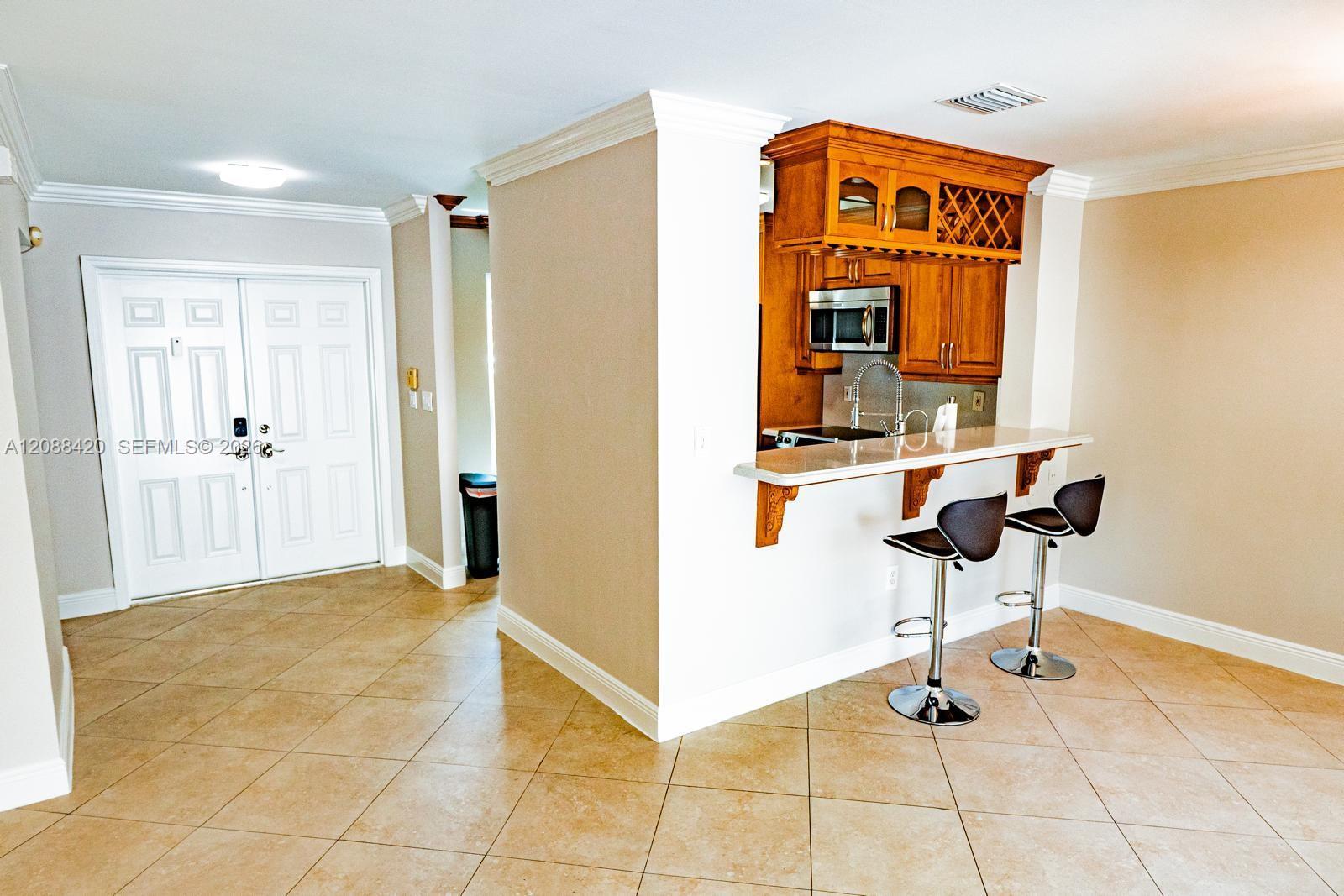 Listing photo 11 for undisclosed Undisclosed, Davie, FL, 33325