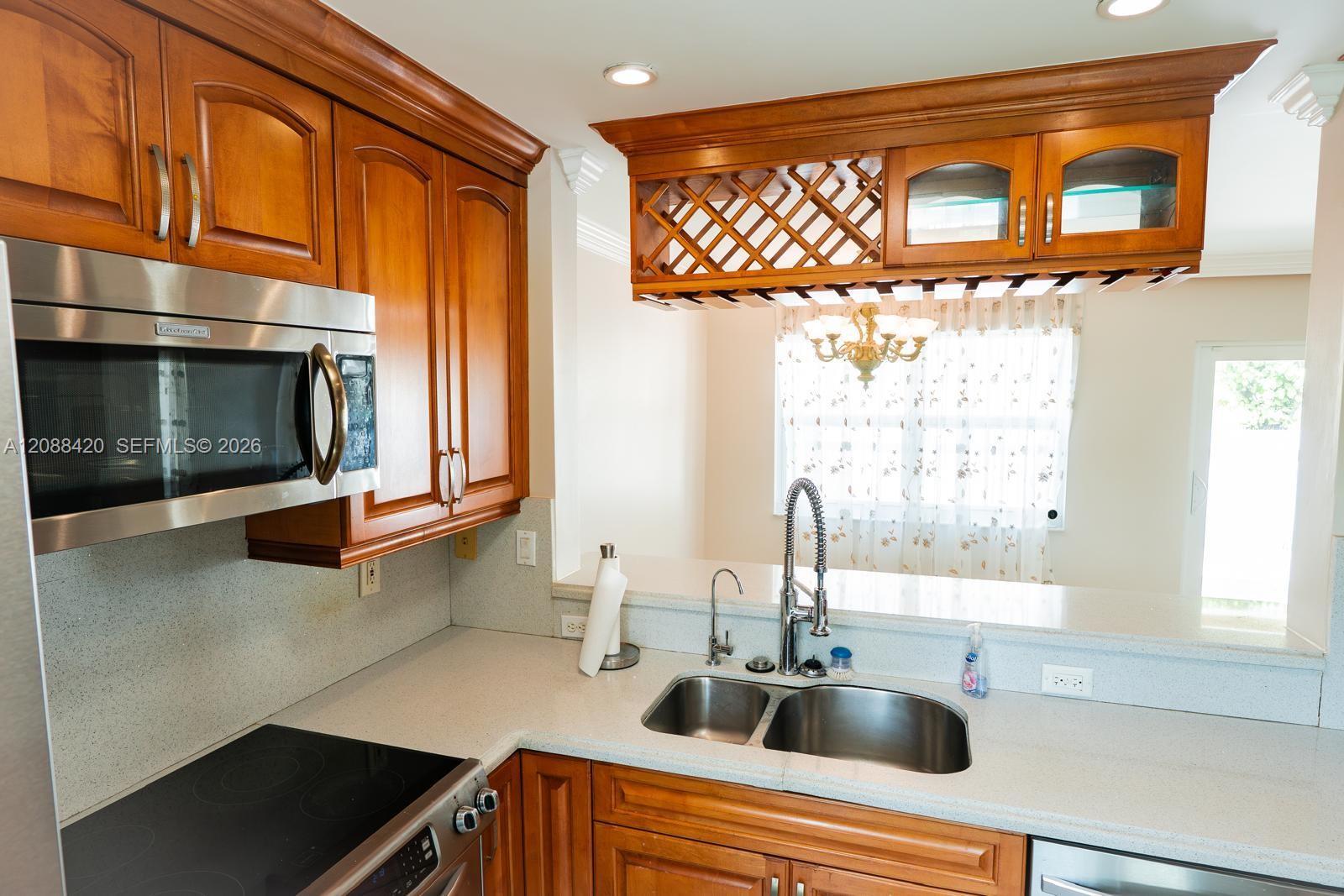 Listing photo 6 for undisclosed Undisclosed, Davie, FL, 33325