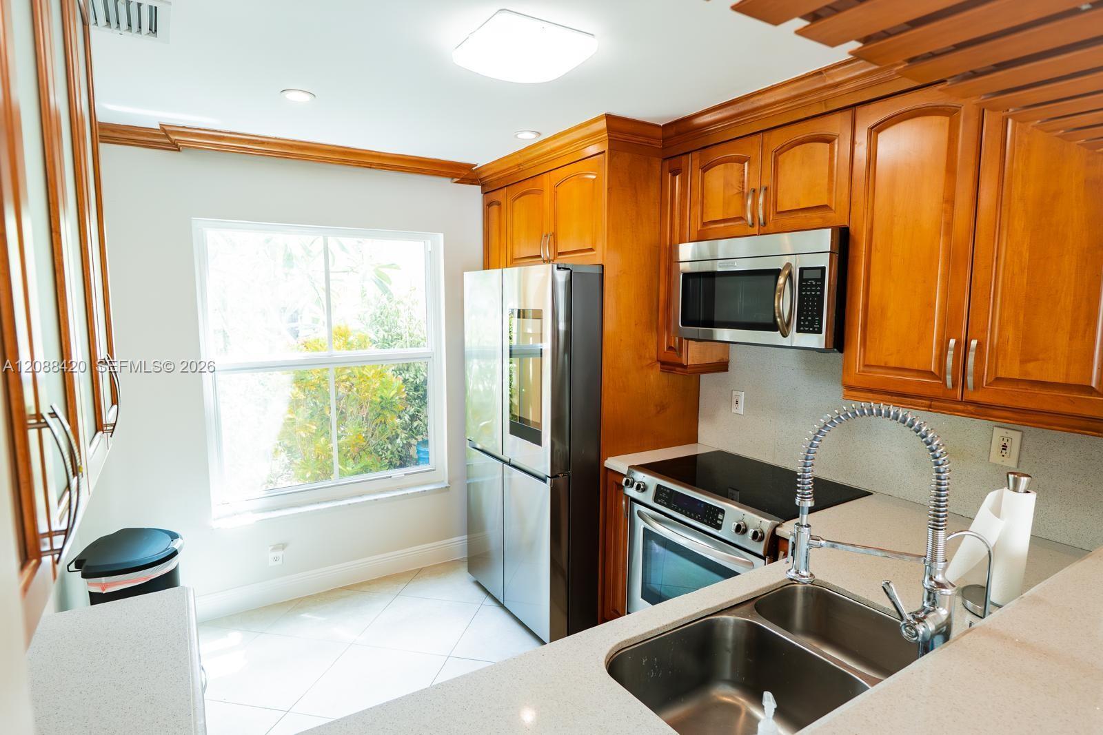 Listing photo 8 for undisclosed Undisclosed, Davie, FL, 33325