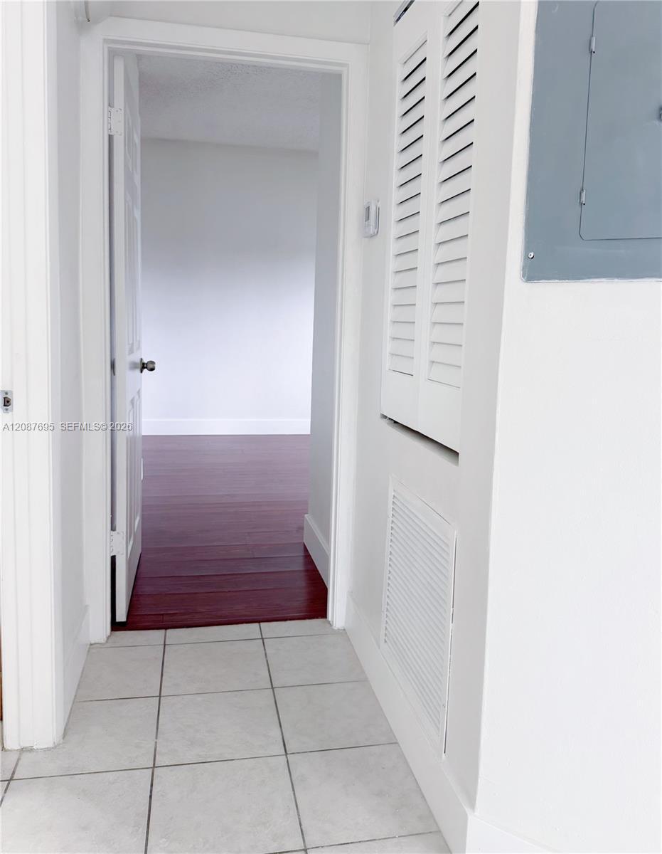 Listing photo 14 for 2001 NW 96th Ter Unit#10J, Pembroke Pines, FL, 33024