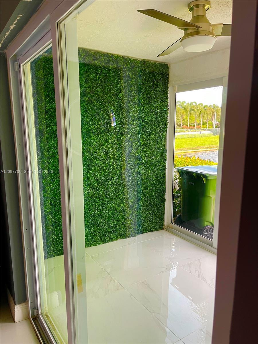 Listing photo 8 for 16793 Hemingway Dr Unit#16793, Weston, FL, 33326