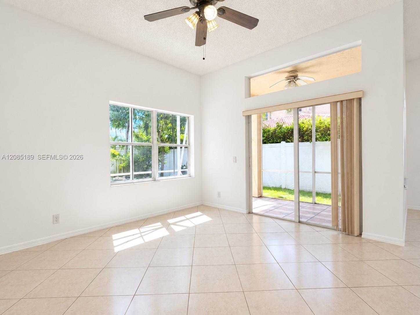 Listing photo 14 for 908 Tanglewood Cir Unit#908, Weston, FL, 33327