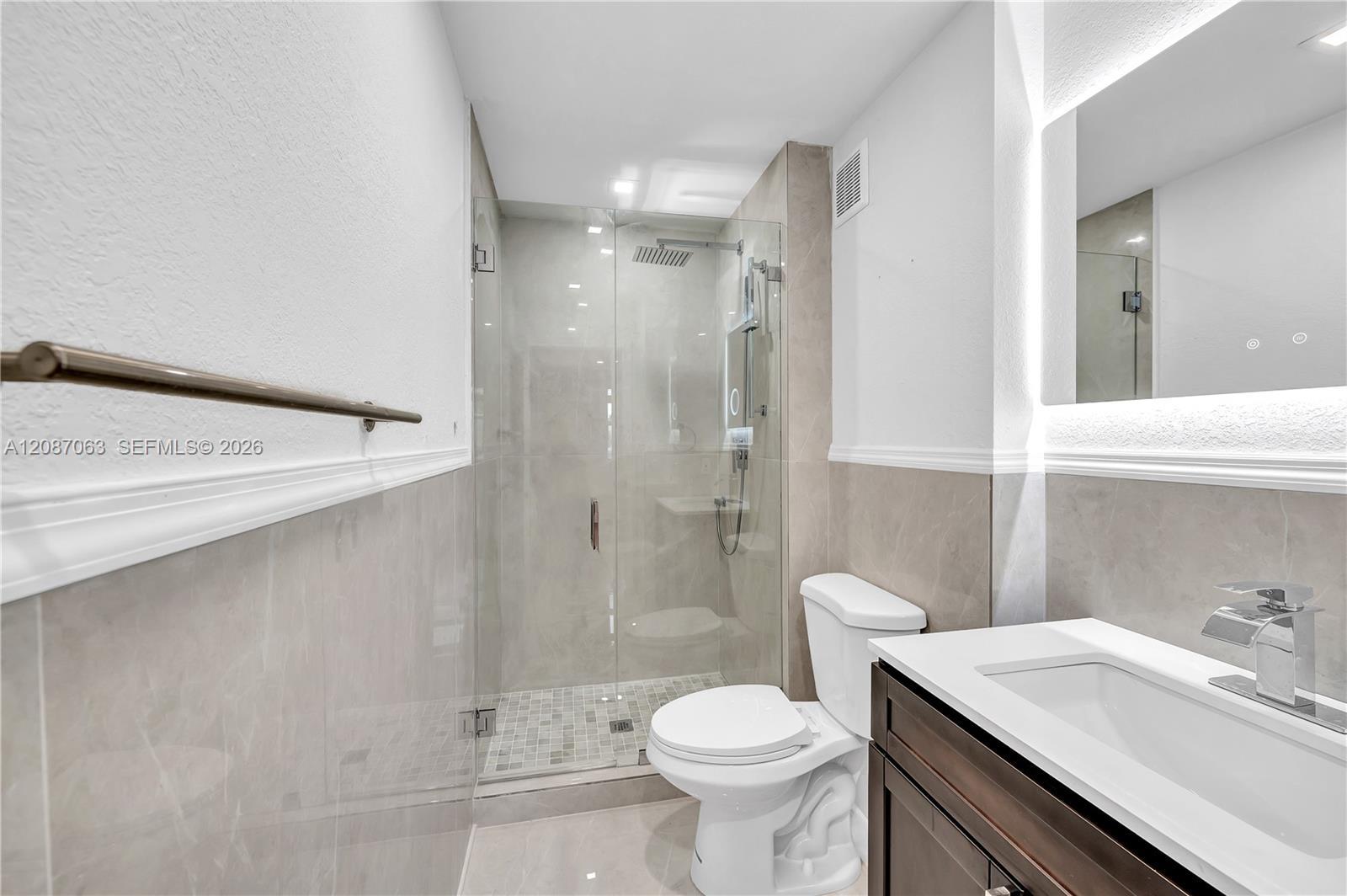 Listing photo 15 for 10667 NW 45th St Unit#10667, Coral Springs, FL, 33065