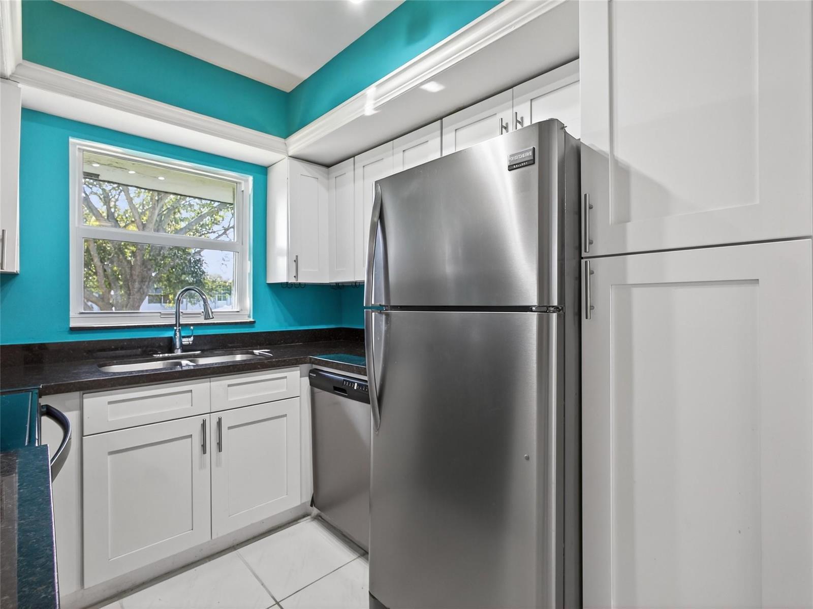 Listing photo 5 for 8400 W Sample Road Unit#203, Coral Springs, FL, 33065