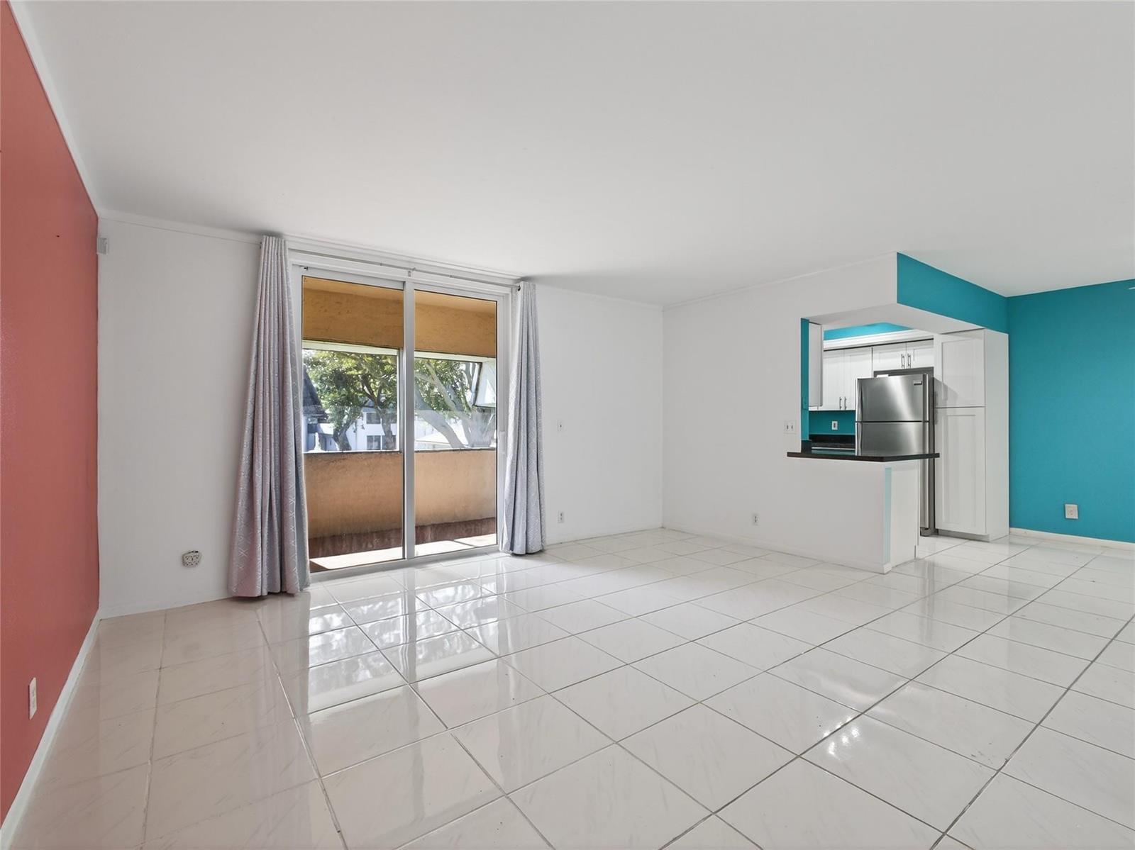 Listing photo 7 for 8400 W Sample Road Unit#203, Coral Springs, FL, 33065