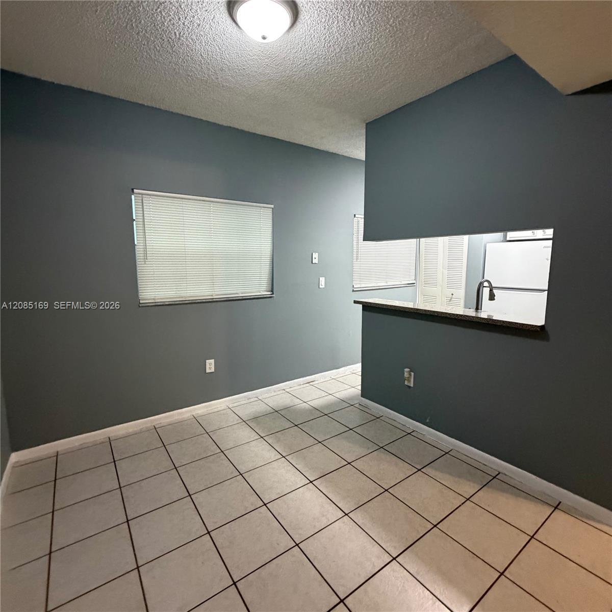 Listing photo 4 for 1851 NW 96th Ter Unit#6A, Pembroke Pines, FL, 33024