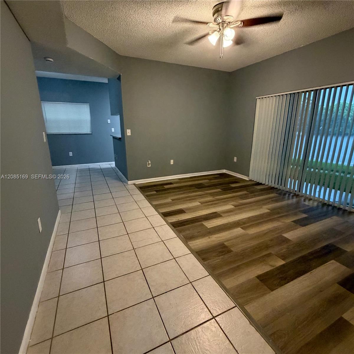 Listing photo 6 for 1851 NW 96th Ter Unit#6A, Pembroke Pines, FL, 33024