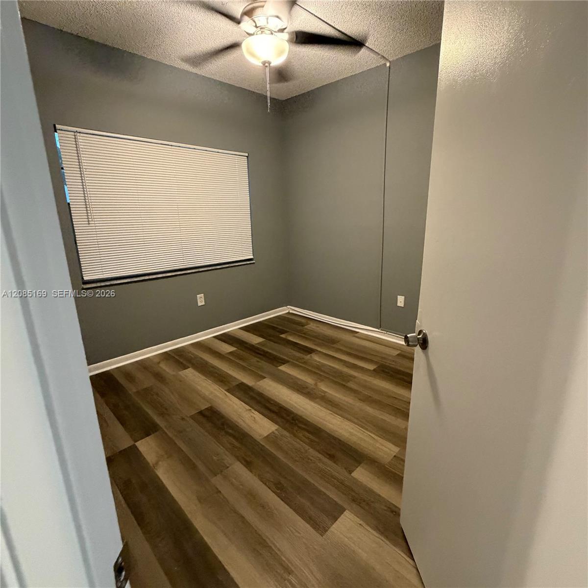 Listing photo 7 for 1851 NW 96th Ter Unit#6A, Pembroke Pines, FL, 33024