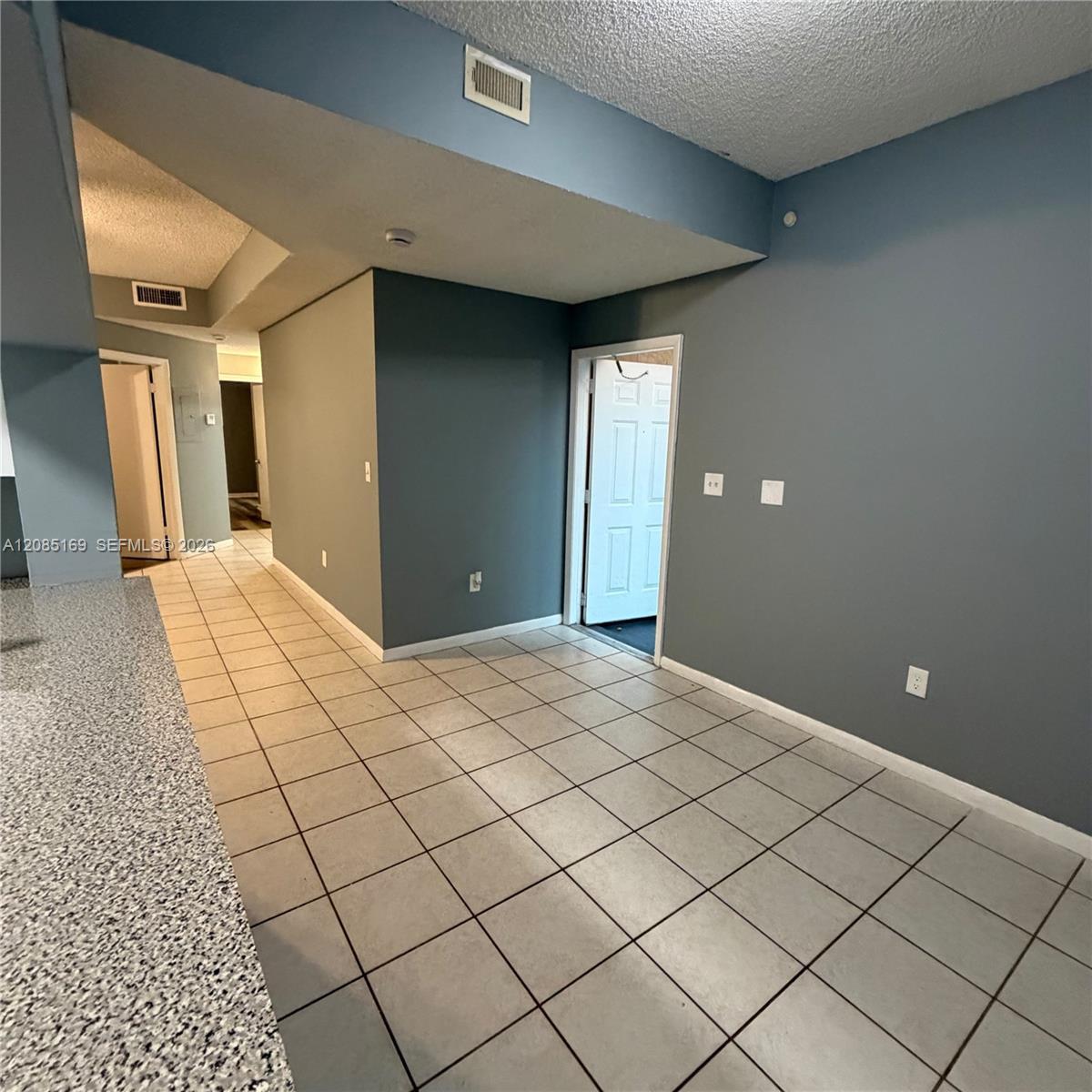 Listing photo 10 for 1851 NW 96th Ter Unit#6A, Pembroke Pines, FL, 33024