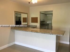 Listing photo 1 for 2431 SW 82nd Ave Unit#103, Davie, FL, 33324
