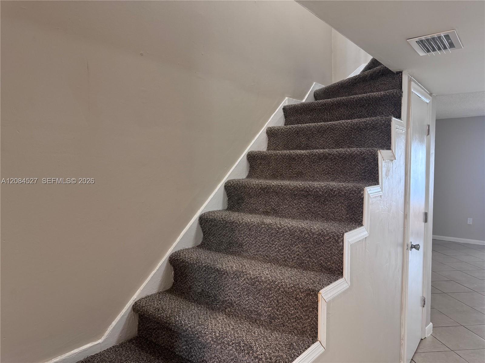 Listing photo 10 for 6090 SW 41st St Unit#19, Davie, FL, 33314