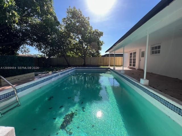 Listing photo 1 for 7025 SW 16th Ct Unit#7025, Pembroke Pines, FL, 33023