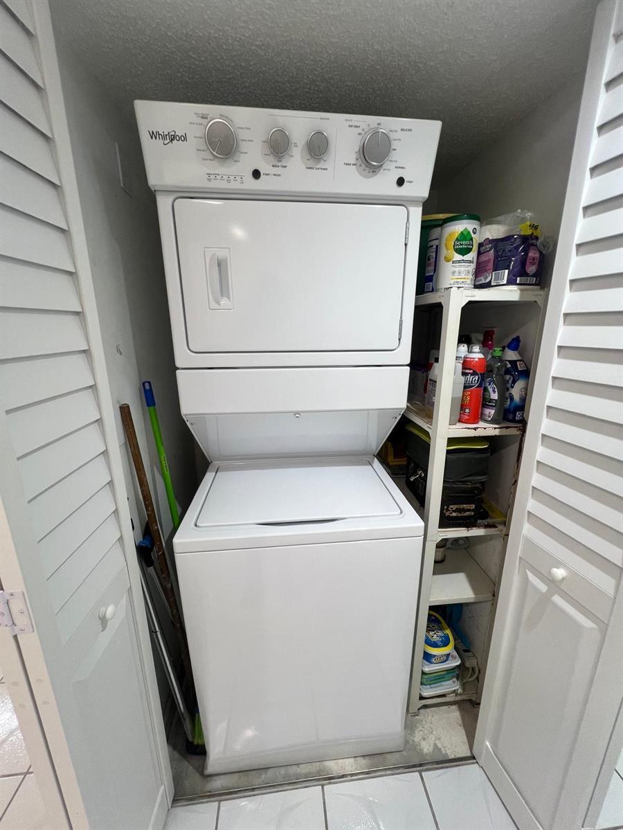 Listing photo 8 for 3294 NW 104TH Avenue Unit#3294, Coral Springs, FL, 33065