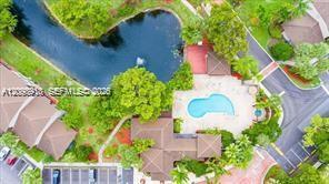 Listing photo 4 for 9938 Nob Hill Pl Unit#1838, Sunrise, FL, 33351
