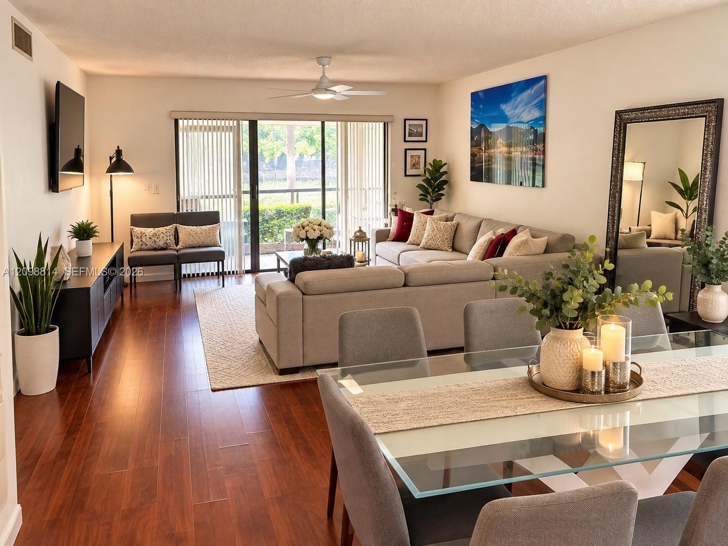Listing photo 6 for 341 Lakeview Dr Unit#104, Weston, FL, 33326