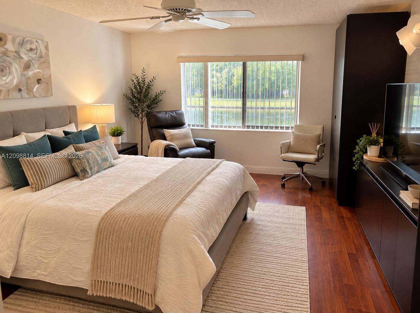 Listing photo 10 for 341 Lakeview Dr Unit#104, Weston, FL, 33326