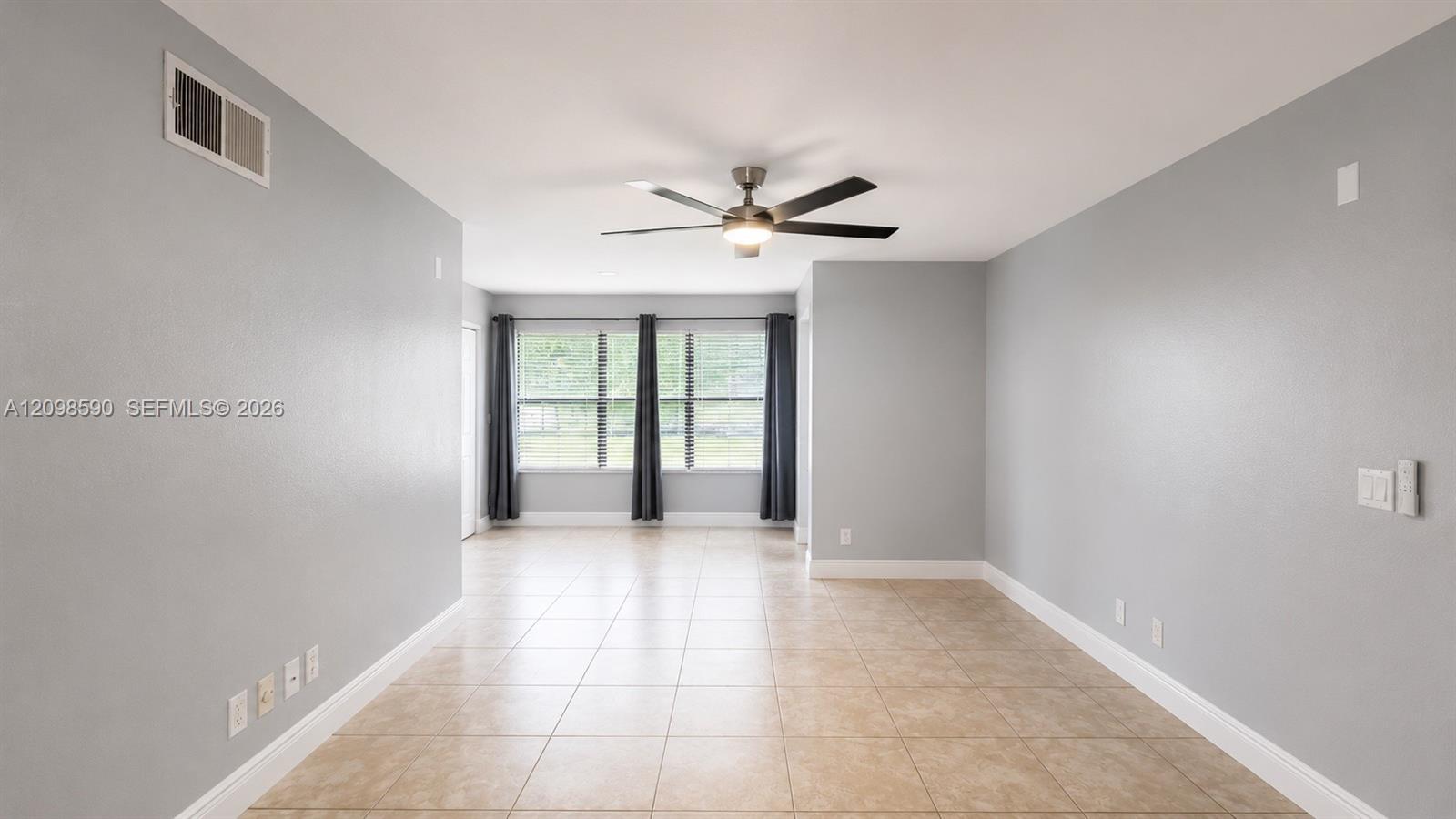 Listing photo 4 for 2986 S University Dr Unit#8108, Davie, FL, 33328