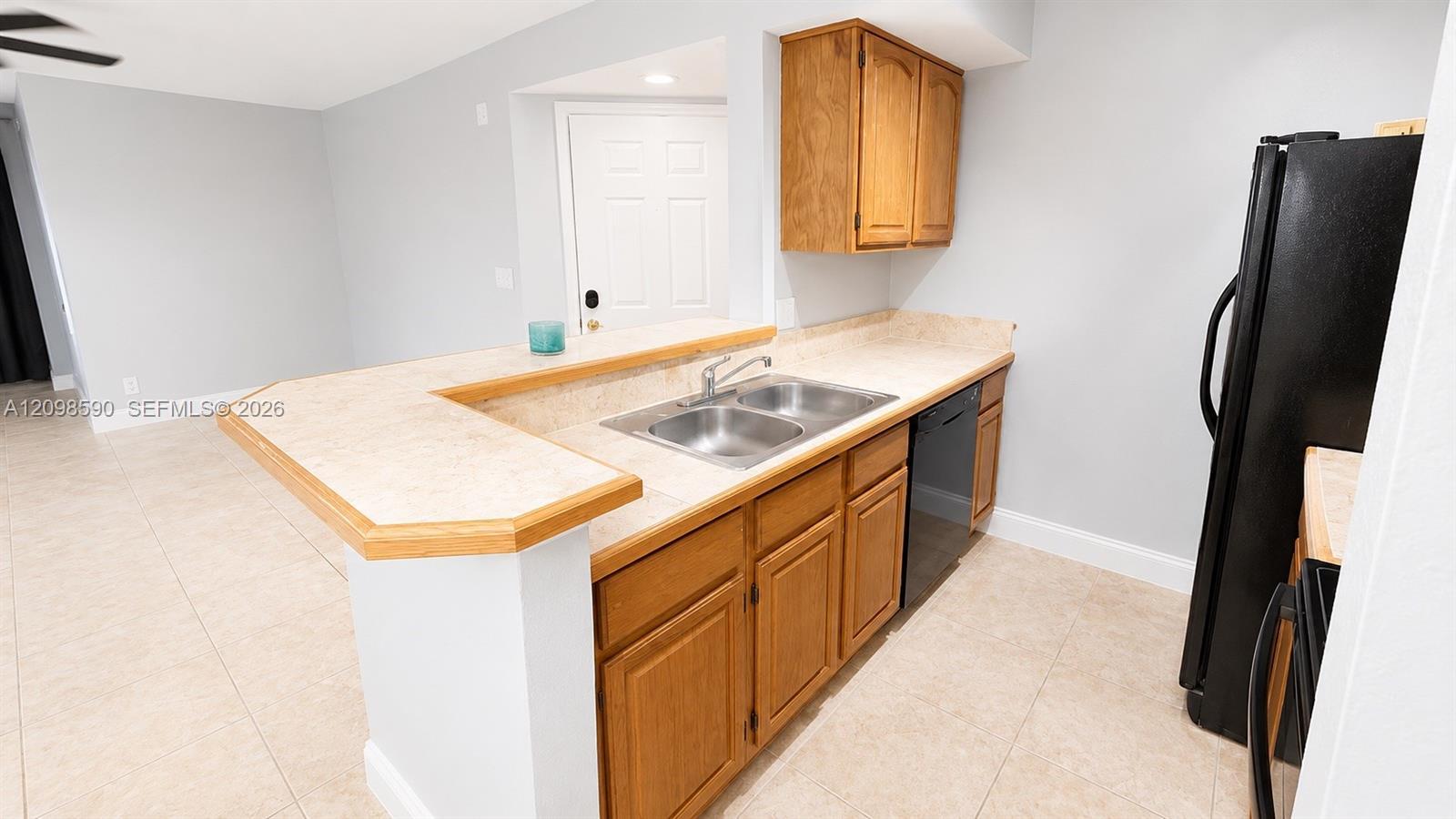Listing photo 10 for 2986 S University Dr Unit#8108, Davie, FL, 33328