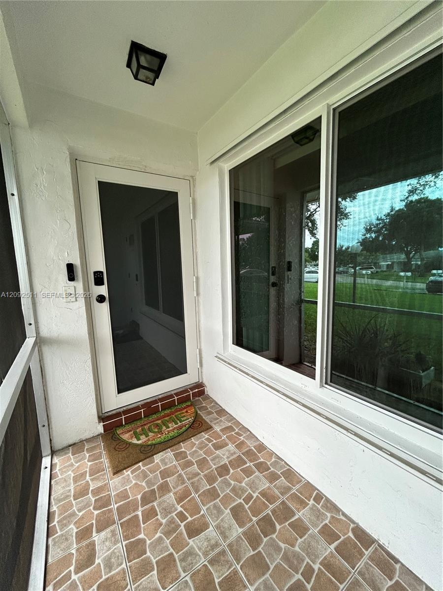 Listing photo 2 for 8534 NW 10th St Unit#C78, Plantation, FL, 33322