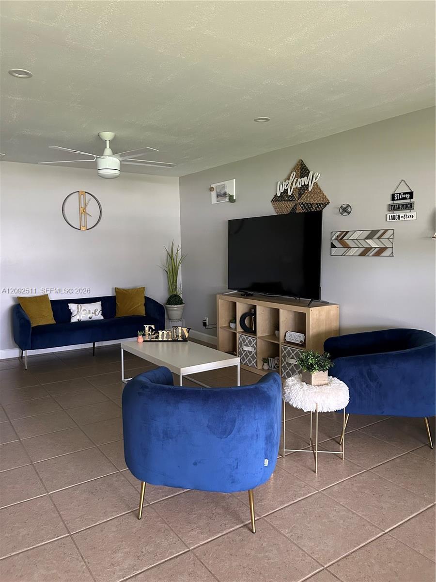Listing photo 11 for 8534 NW 10th St Unit#C78, Plantation, FL, 33322