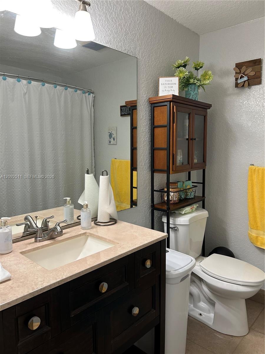 Listing photo 14 for 8534 NW 10th St Unit#C78, Plantation, FL, 33322