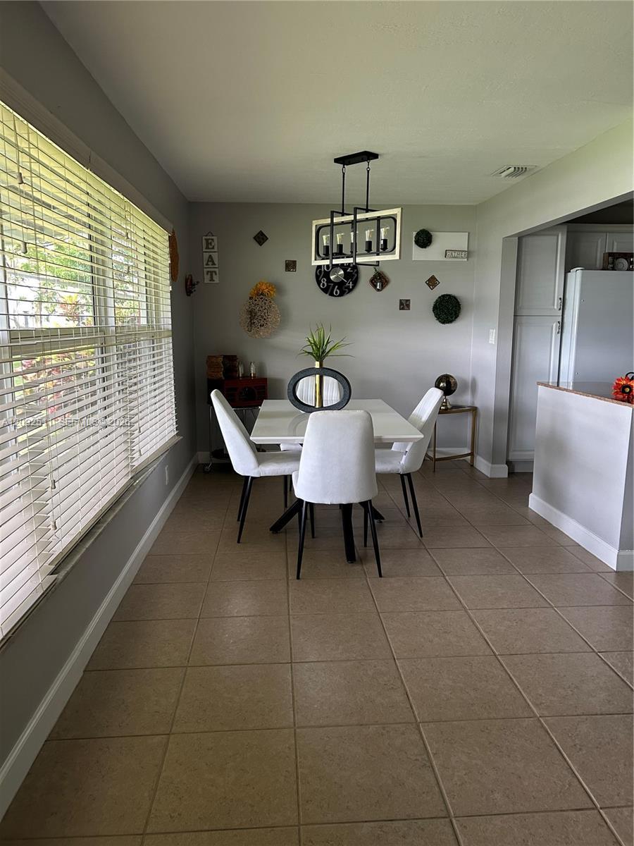 Listing photo 3 for 8534 NW 10th St Unit#C78, Plantation, FL, 33322