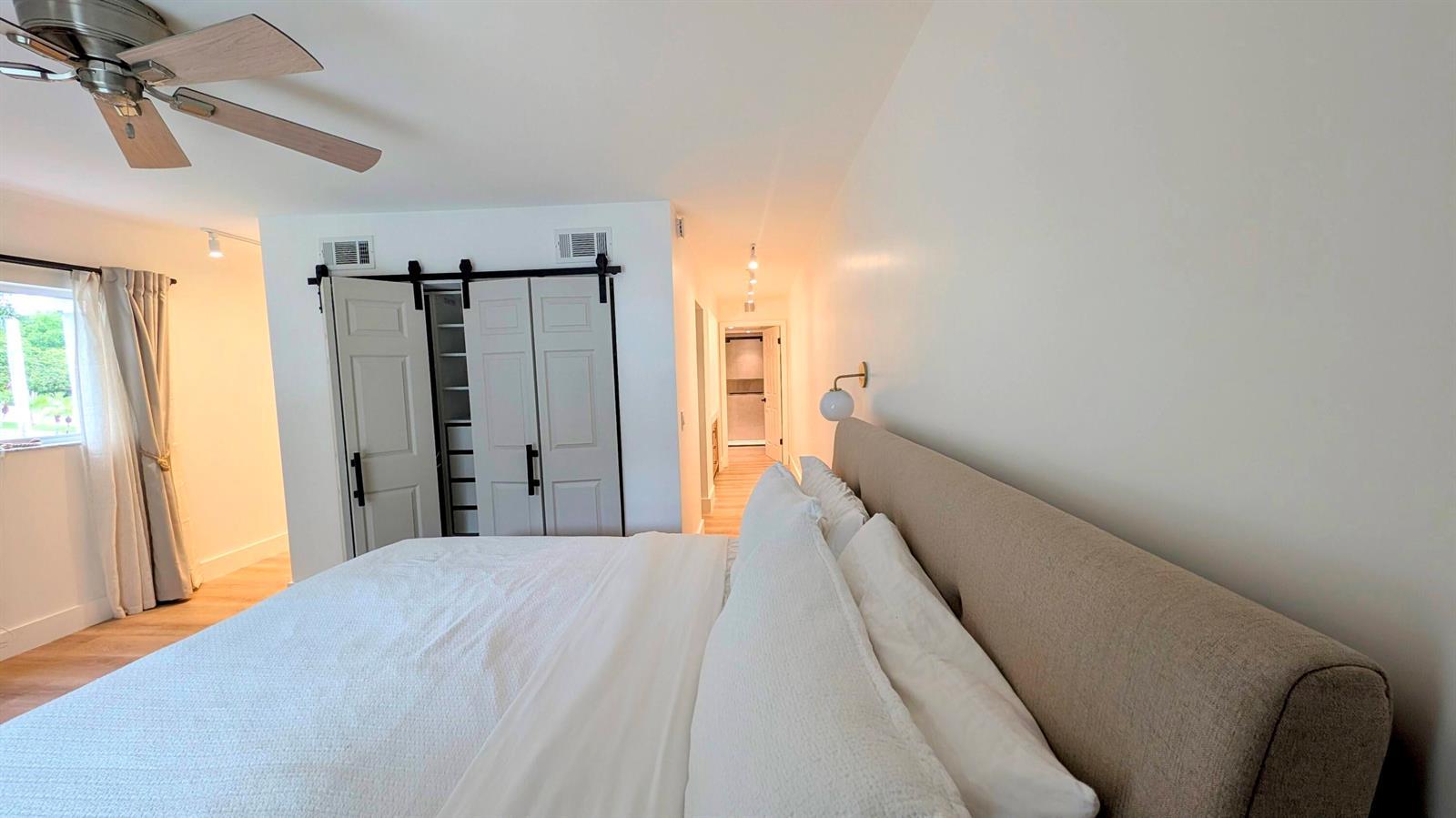Listing photo 5 for 503 NW 98TH Avenue, Plantation, FL, 33324