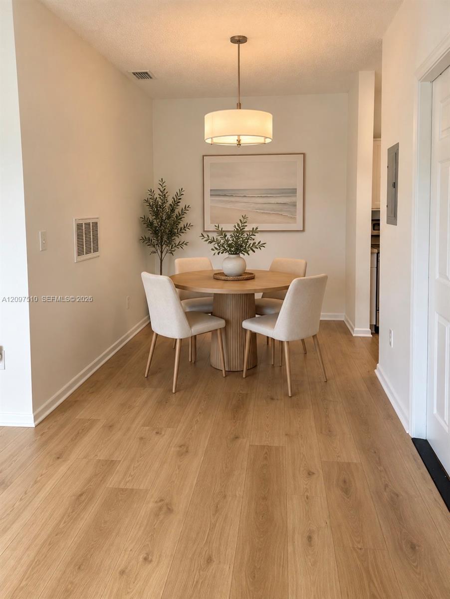 Listing photo 11 for 2151 NW 96th Ter Unit#15G, Pembroke Pines, FL, 33024