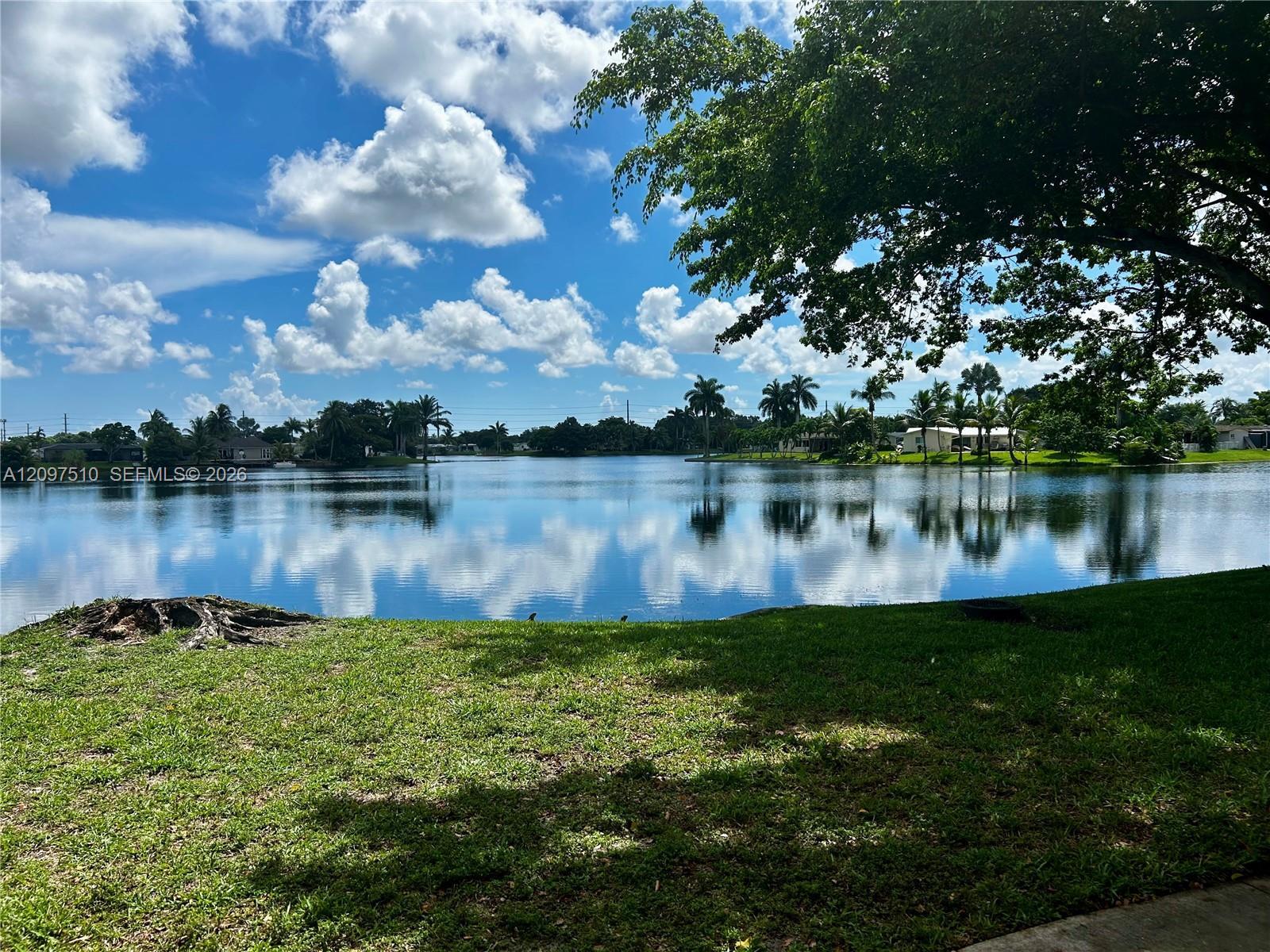 Listing photo 6 for 2151 NW 96th Ter Unit#15G, Pembroke Pines, FL, 33024