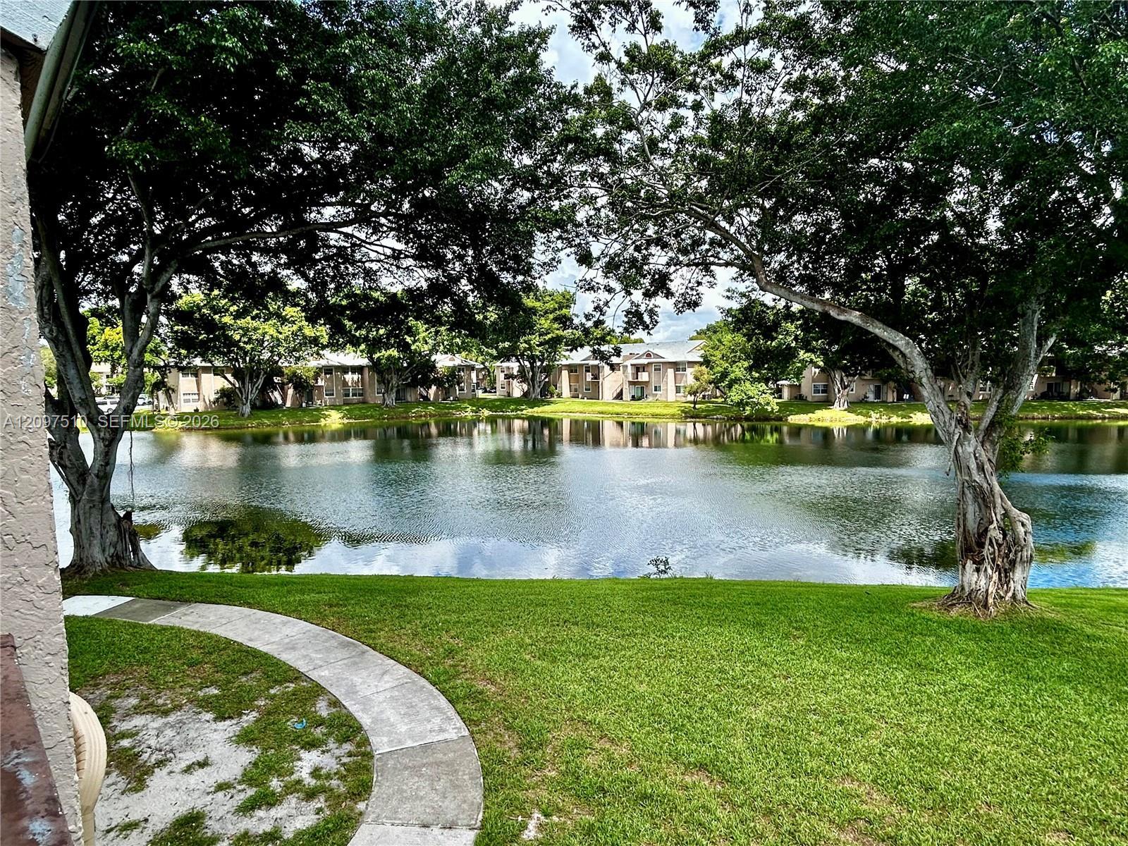 Listing photo 8 for 2151 NW 96th Ter Unit#15G, Pembroke Pines, FL, 33024