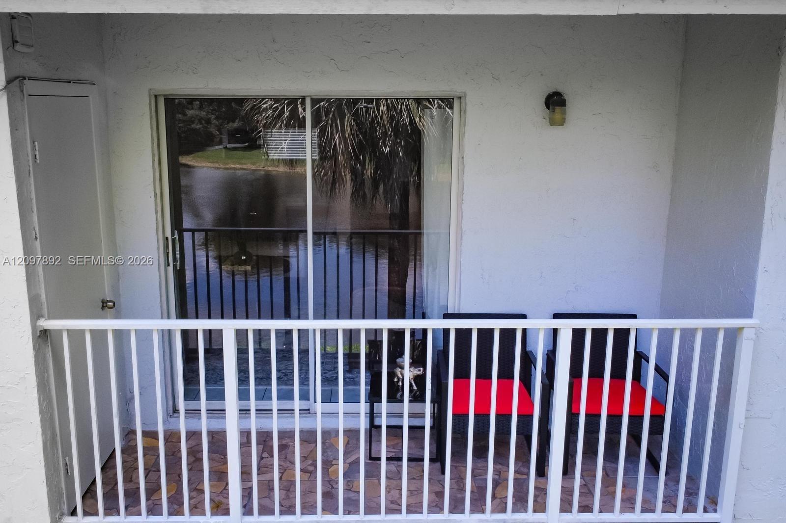 Listing photo 11 for 4297 NW 114th Ter Unit#4297, Coral Springs, FL, 33065