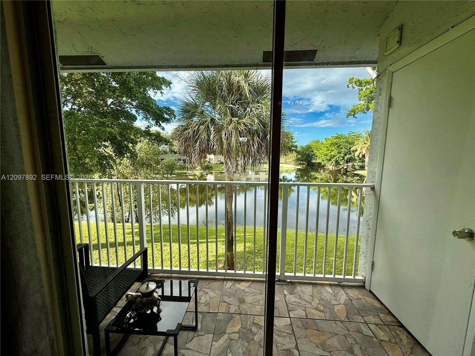 Listing photo 12 for 4297 NW 114th Ter Unit#4297, Coral Springs, FL, 33065