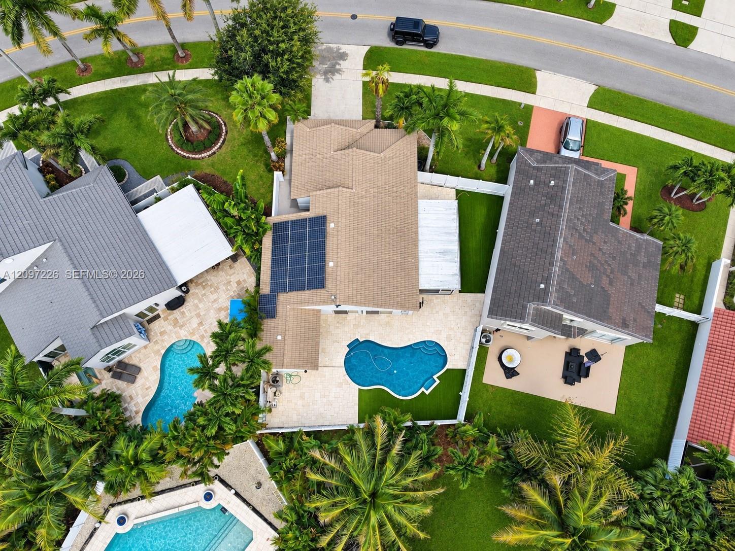 Listing photo 1 for 17542 NW 12th St, Pembroke Pines, FL, 33029