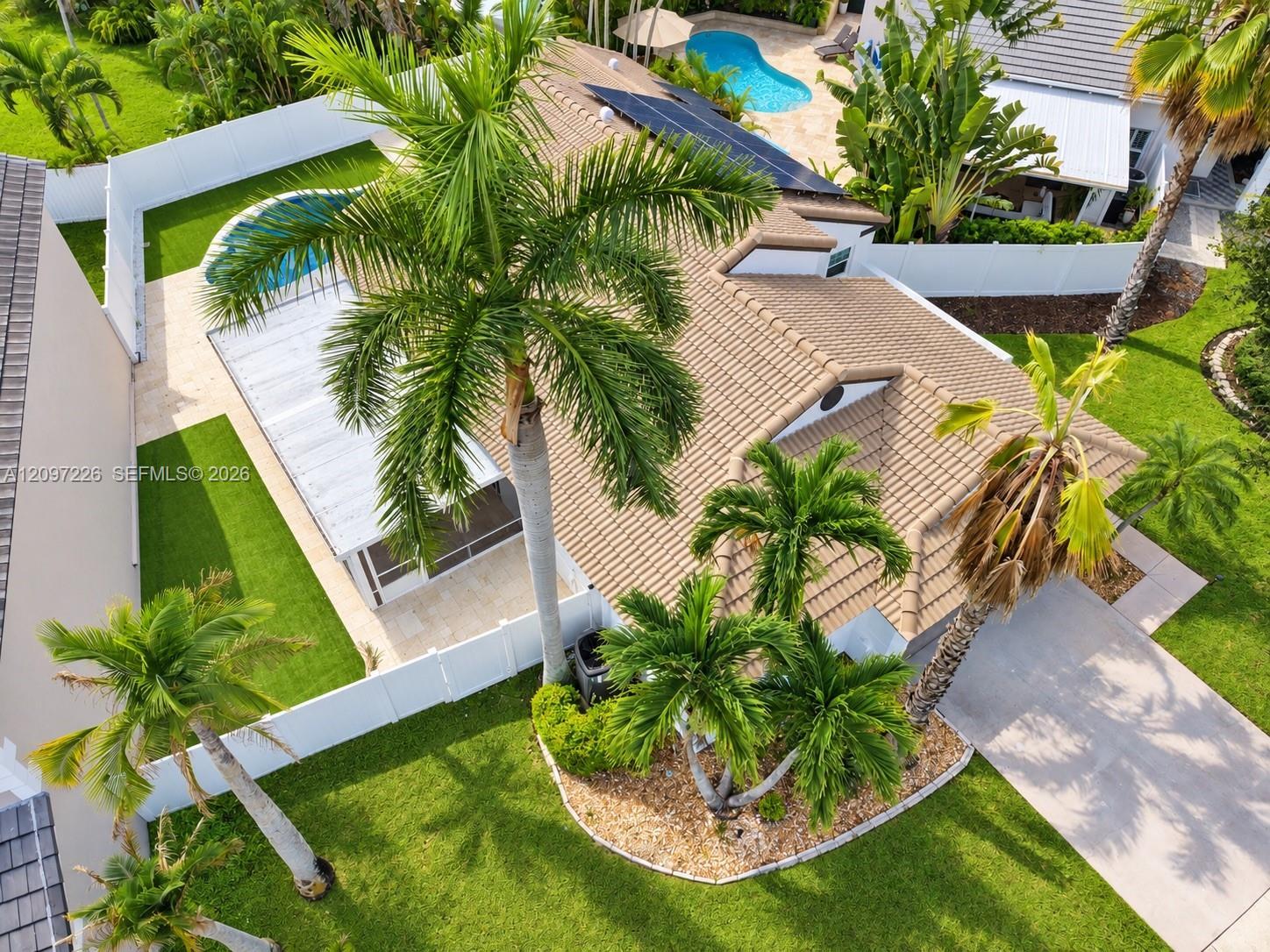 Listing photo 4 for 17542 NW 12th St, Pembroke Pines, FL, 33029