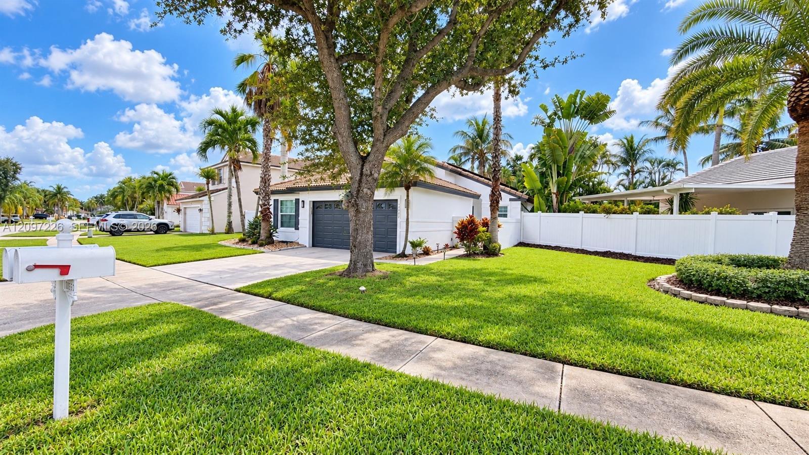 Listing photo 6 for 17542 NW 12th St, Pembroke Pines, FL, 33029